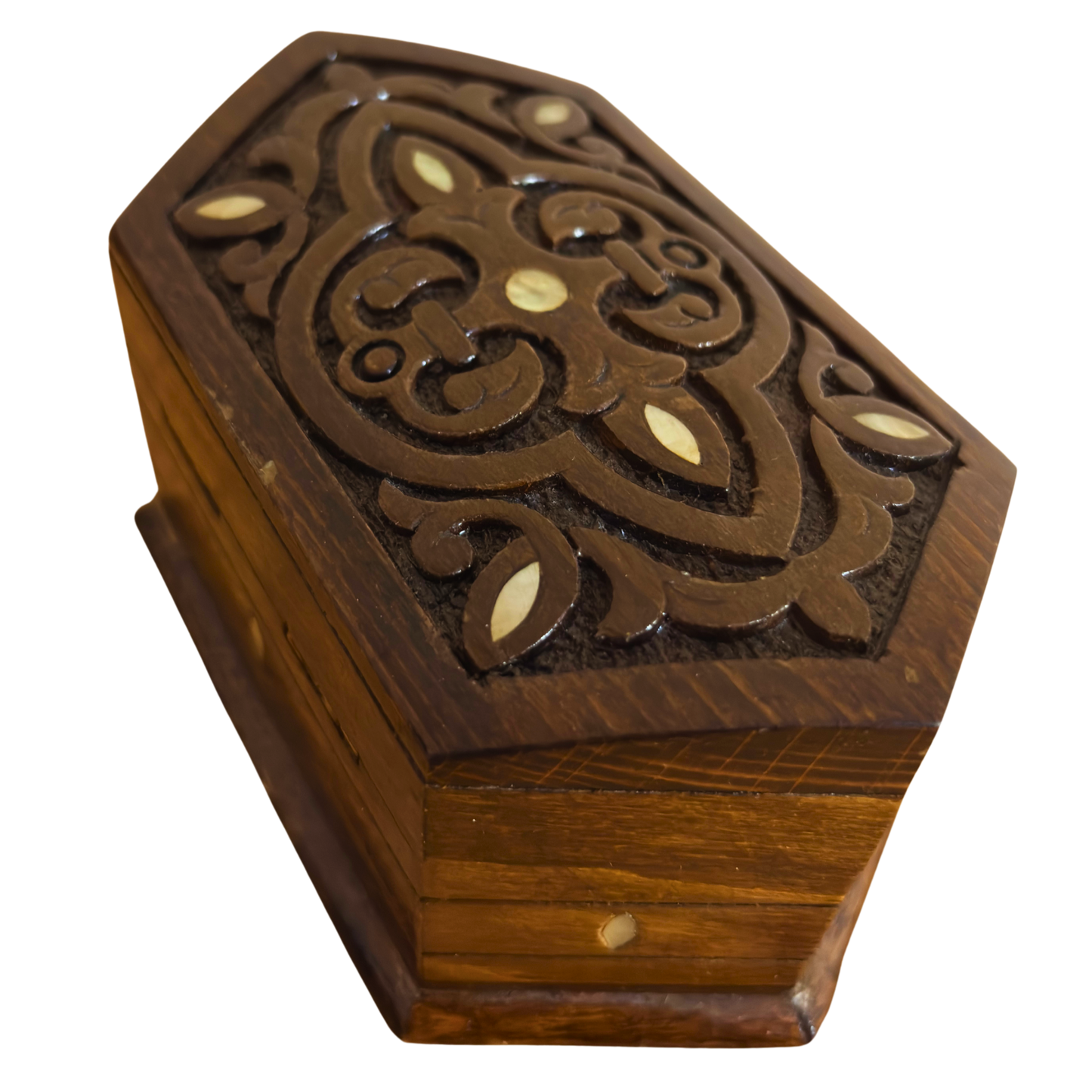 Artisanal Hand-Carved Beechwood Box with Mother of Pearl & Velvet Lining – Timeless Oriental Design