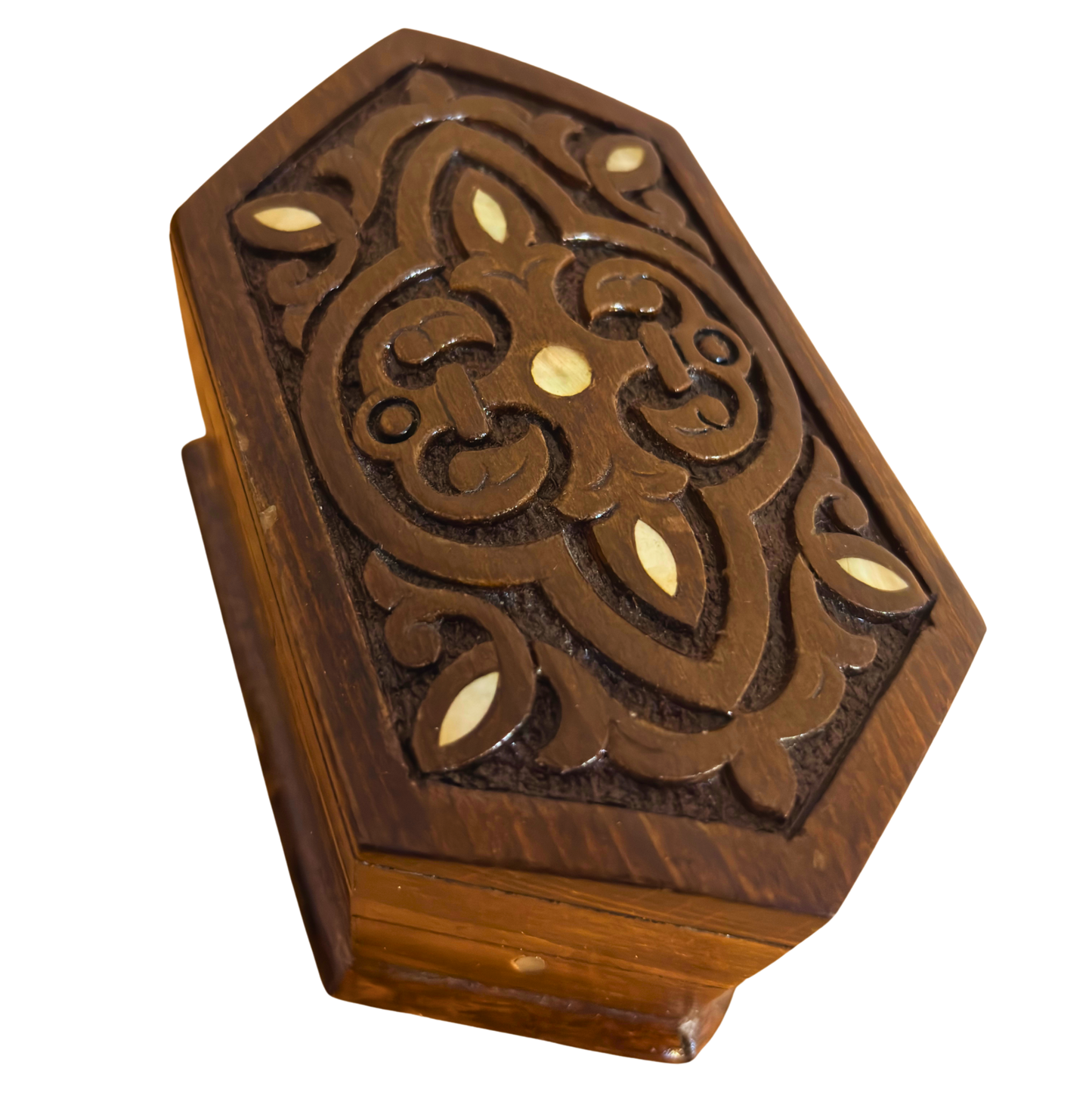 Artisanal Hand-Carved Beechwood Box with Mother of Pearl & Velvet Lining – Timeless Oriental Design